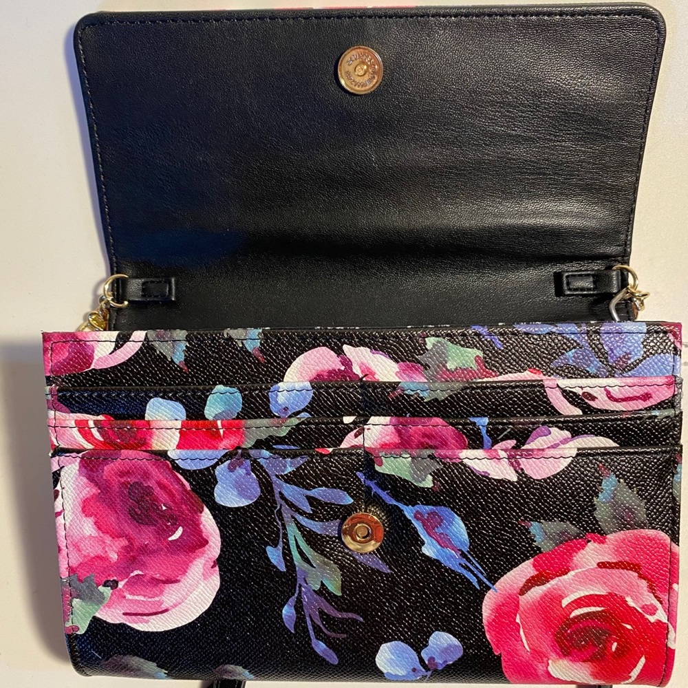 New Betsey Johnson floral Crossbody bag/ Wallet - Picture 7 of 8